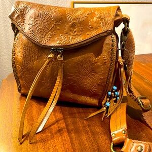 The Sak Silverlake Tooled Leather Embossed
Crossbody Bag brown